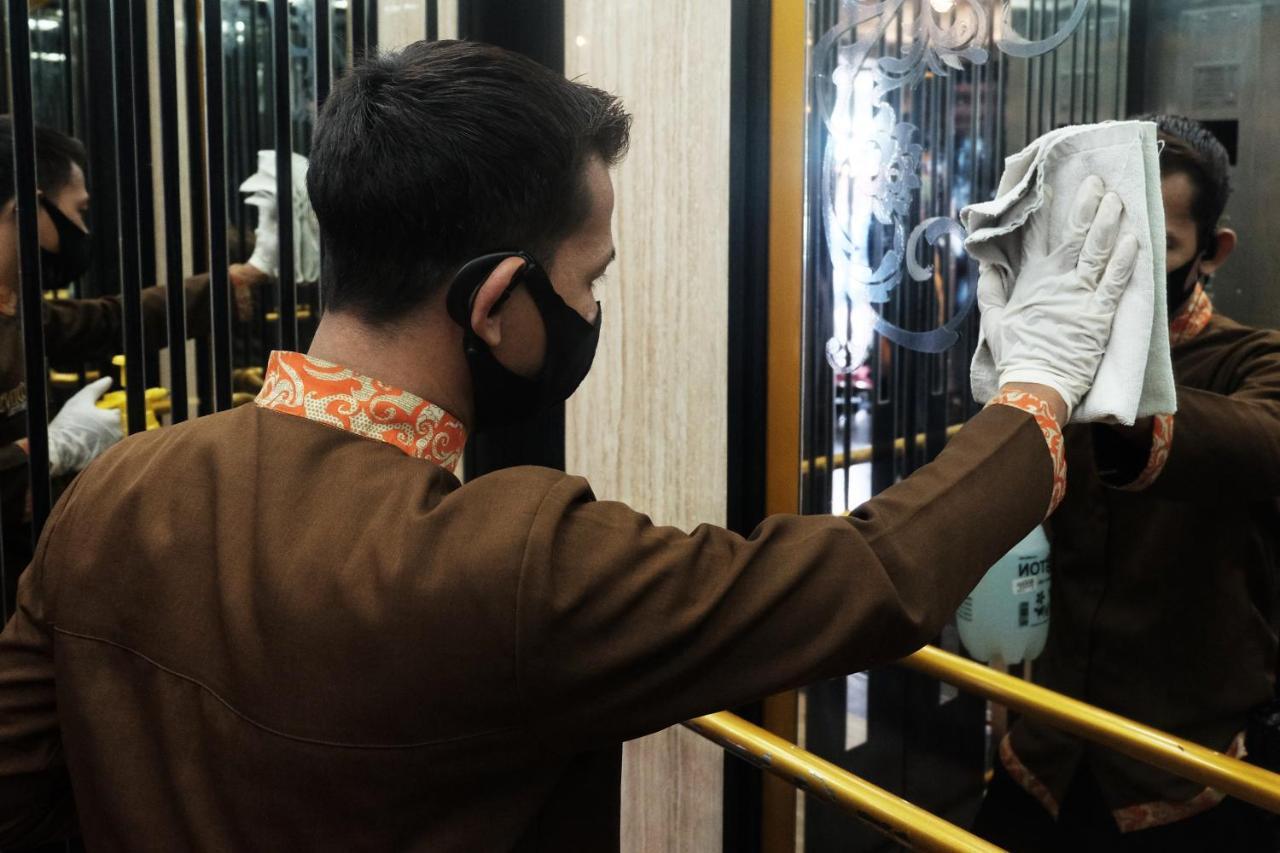 Blitz Hotel Batam Near Sultan Mahmud Ri'Ayat Shah Sekupang Luaran gambar