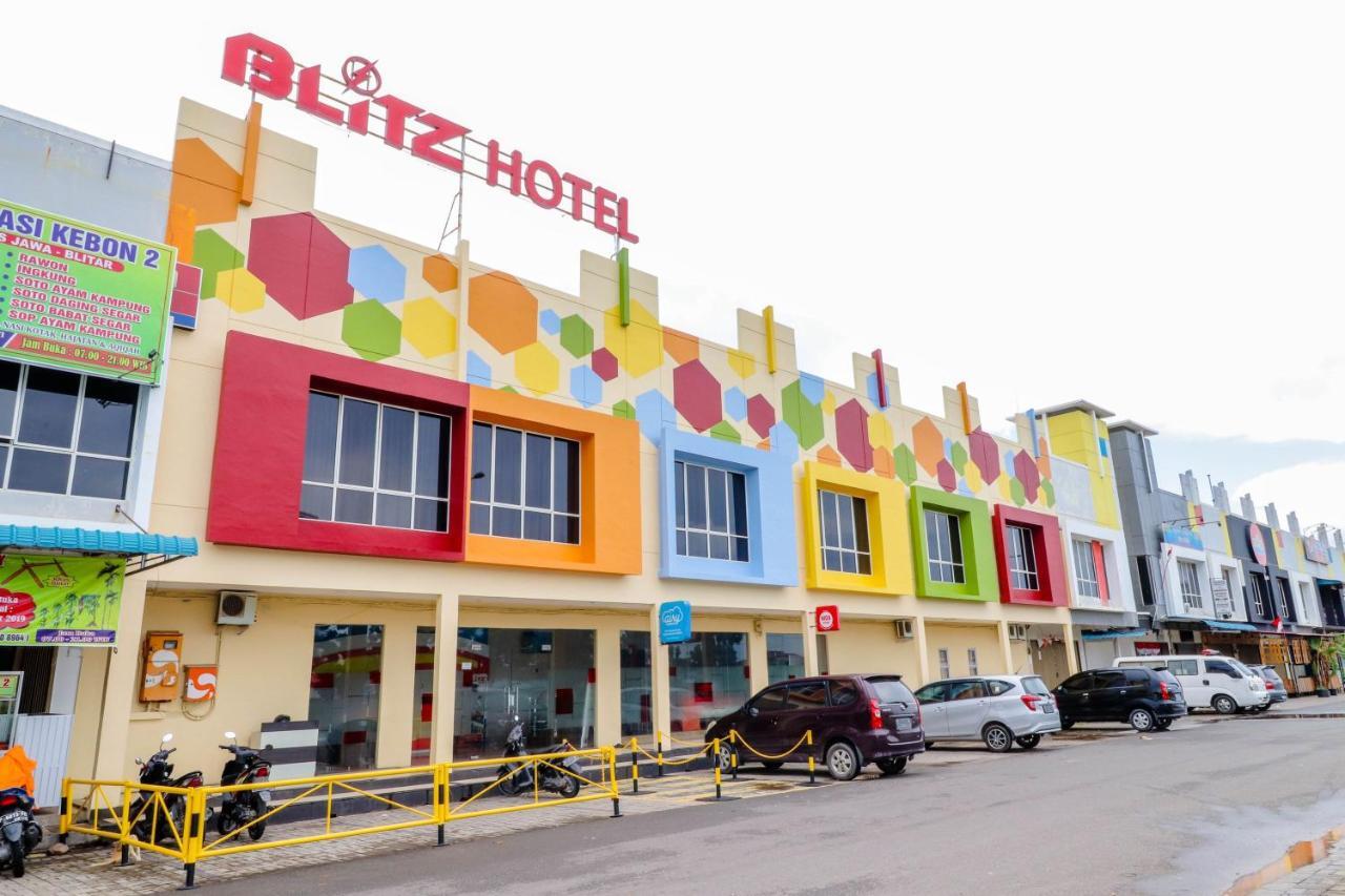 Blitz Hotel Batam Near Sultan Mahmud Ri'Ayat Shah Sekupang Luaran gambar